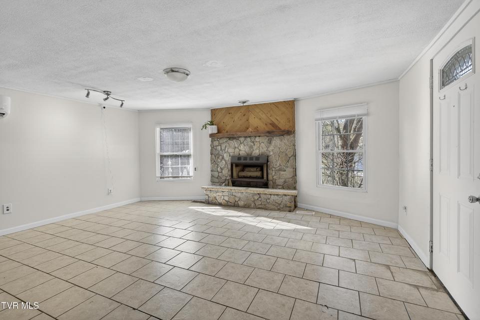 Photo #17: 19305 Benhams Road