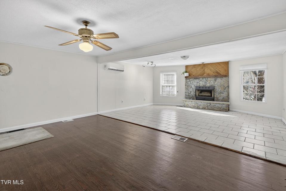 Photo #14: 19305 Benhams Road