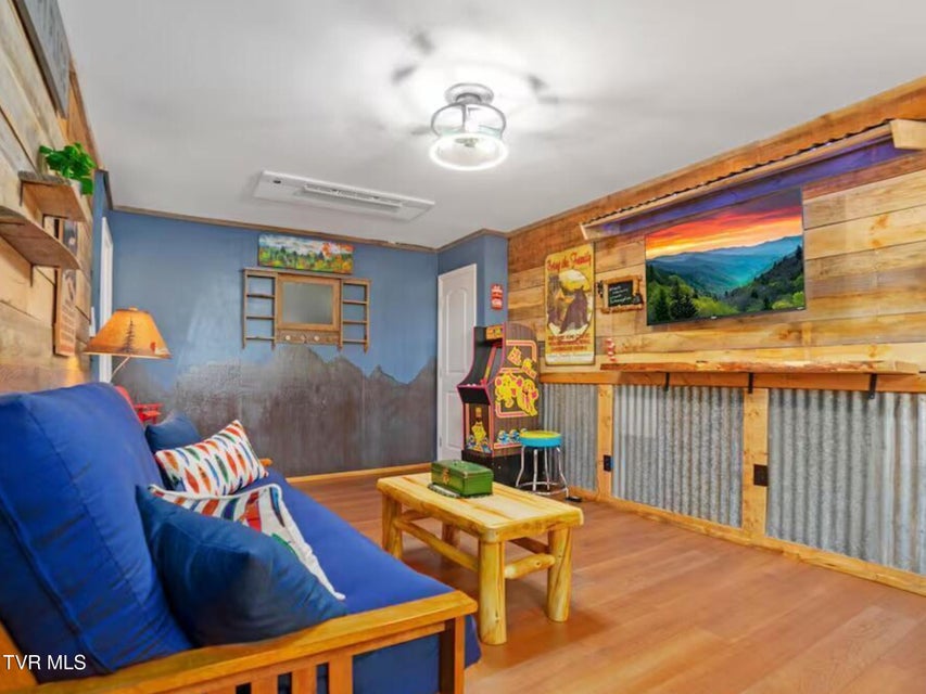 Photo #20: 630 Ancient Oaks Court