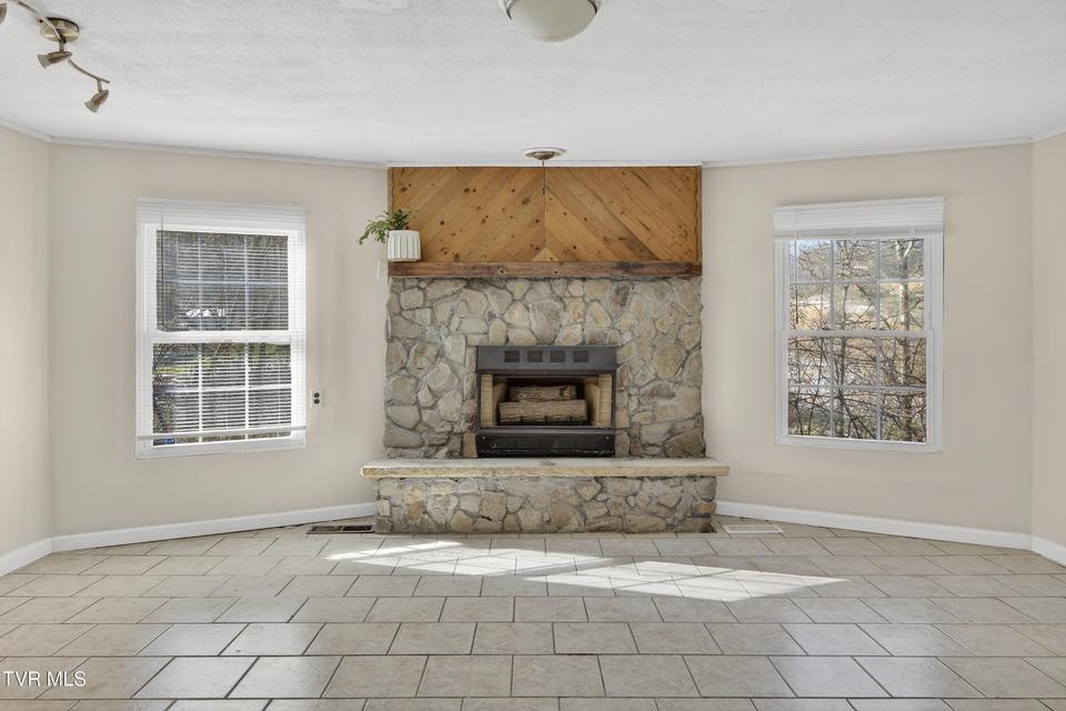 Photo #18: 19305 Benhams Road