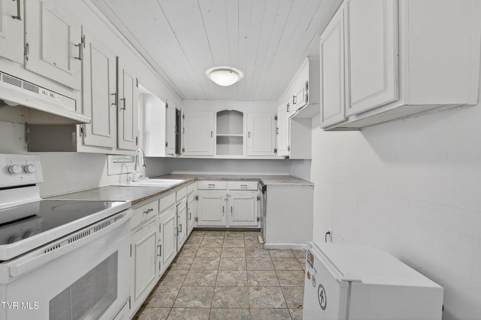 Photo #12: 19305 Benhams Road