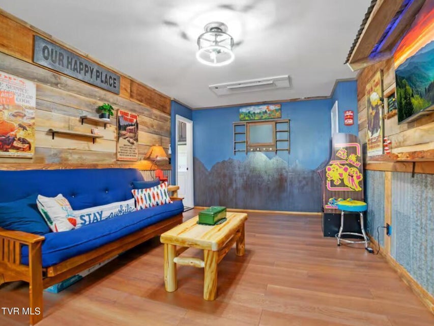 Photo #21: 630 Ancient Oaks Court