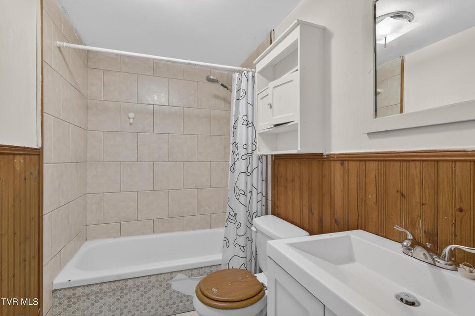 Photo #23: 19305 Benhams Road