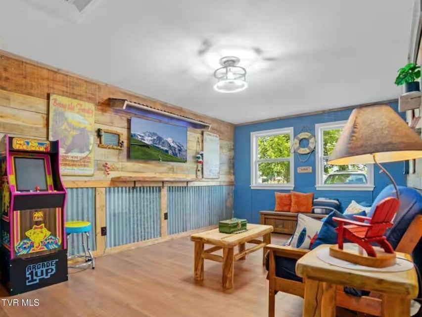 Photo #22: 630 Ancient Oaks Court