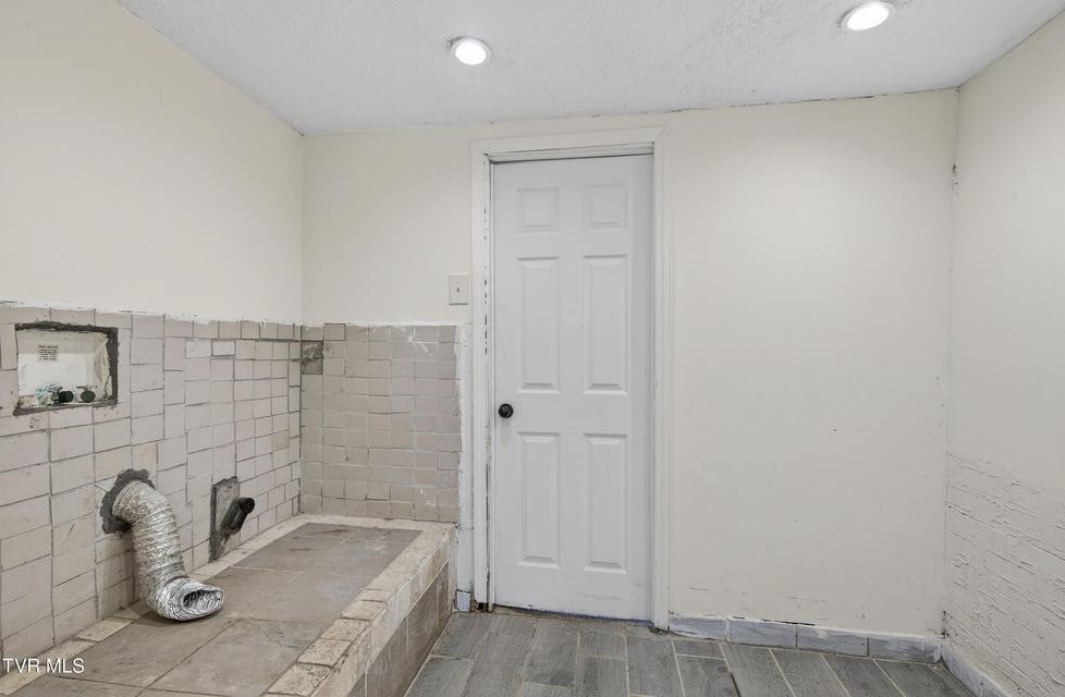 Photo #6: 19305 Benhams Road