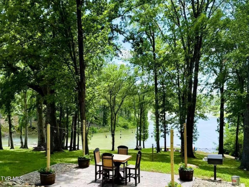 Photo #28: 630 Ancient Oaks Court