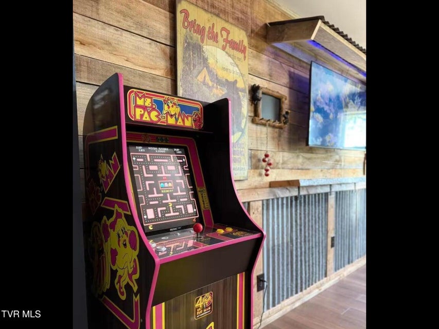 Photo #37: 630 Ancient Oaks Court