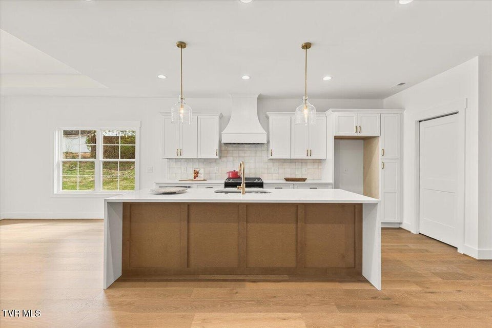 Photo #21: 2306 Rambling Road