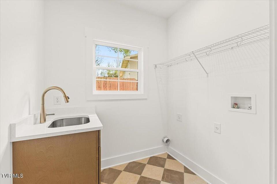 Photo #32: 2306 Rambling Road