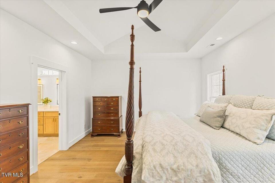 Photo #35: 2306 Rambling Road