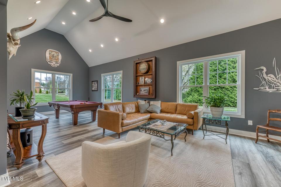 Photo #6: 100 Canterbury Place