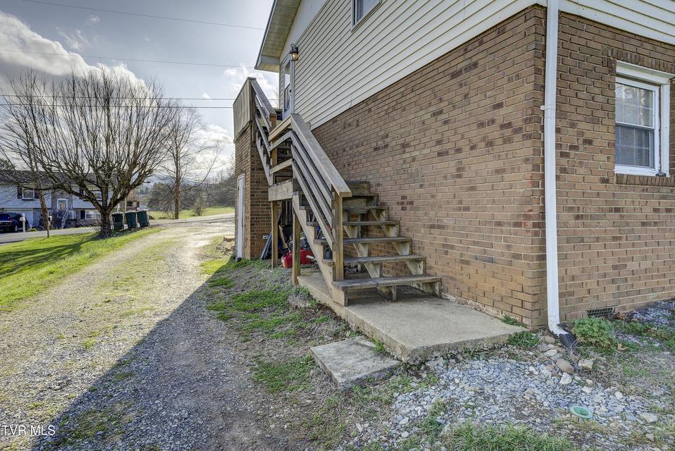 Photo #9: 103 Warrior Lane