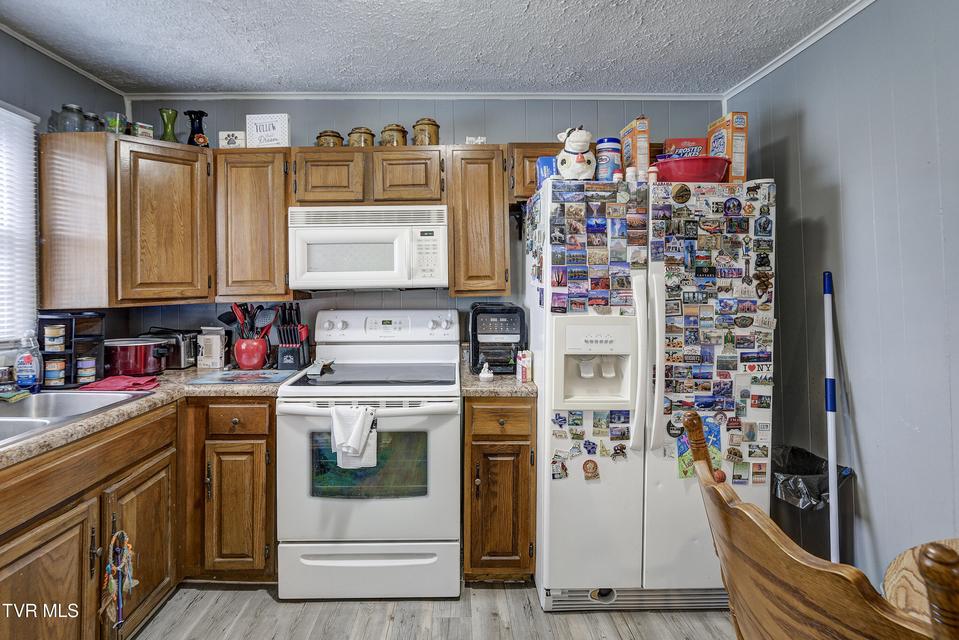 Photo #15: 103 Warrior Lane