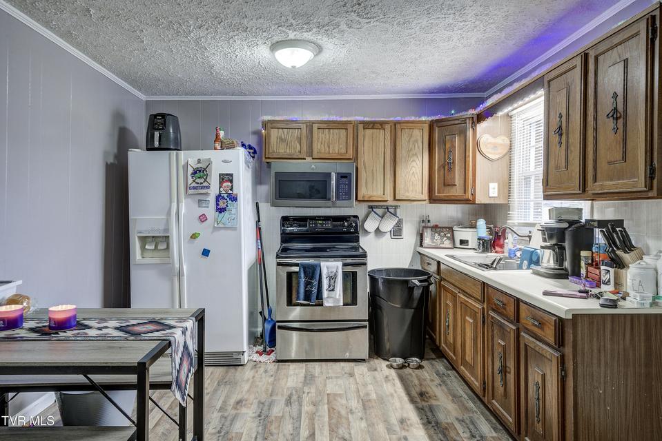 Photo #25: 103 Warrior Lane