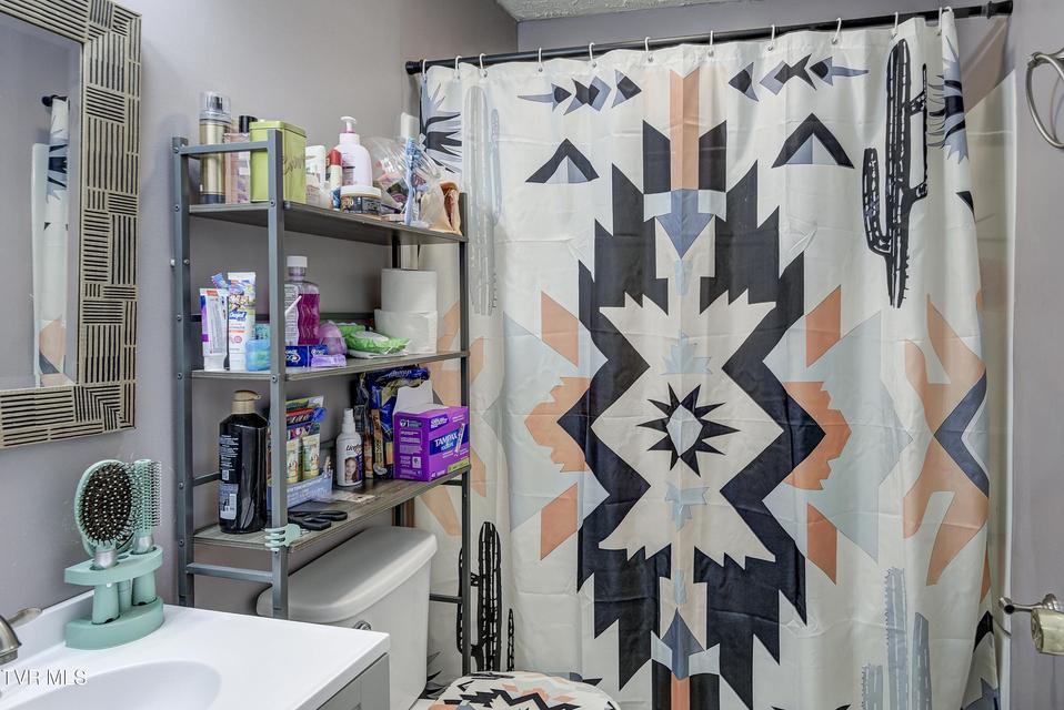 Photo #29: 103 Warrior Lane