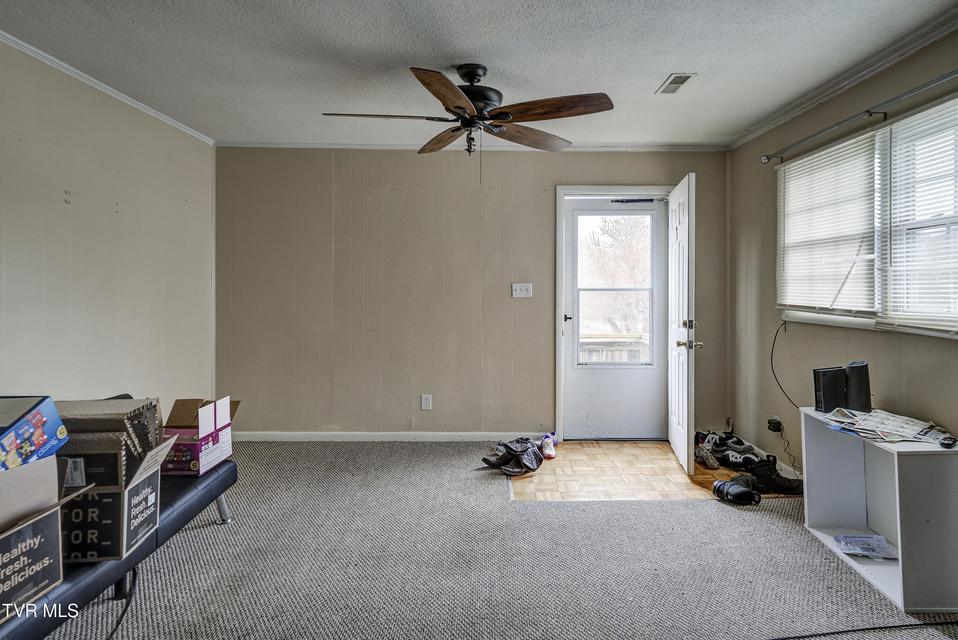 Photo #31: 103 Warrior Lane