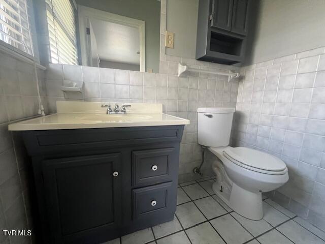 Photo #20: 103 Martindale Road