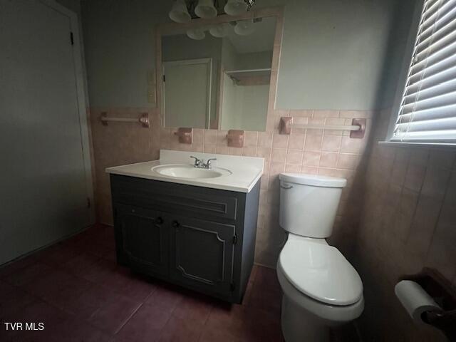 Photo #7: 103 Martindale Road