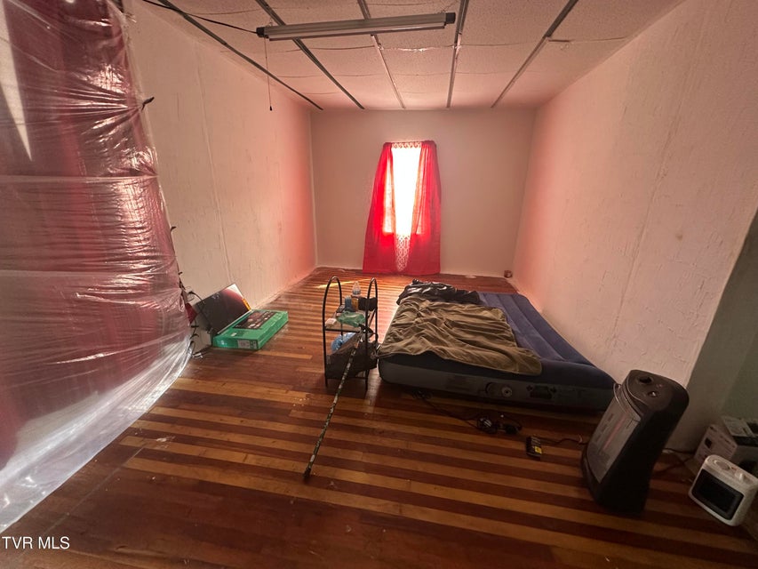 Photo #9: 818 Oakdale Street