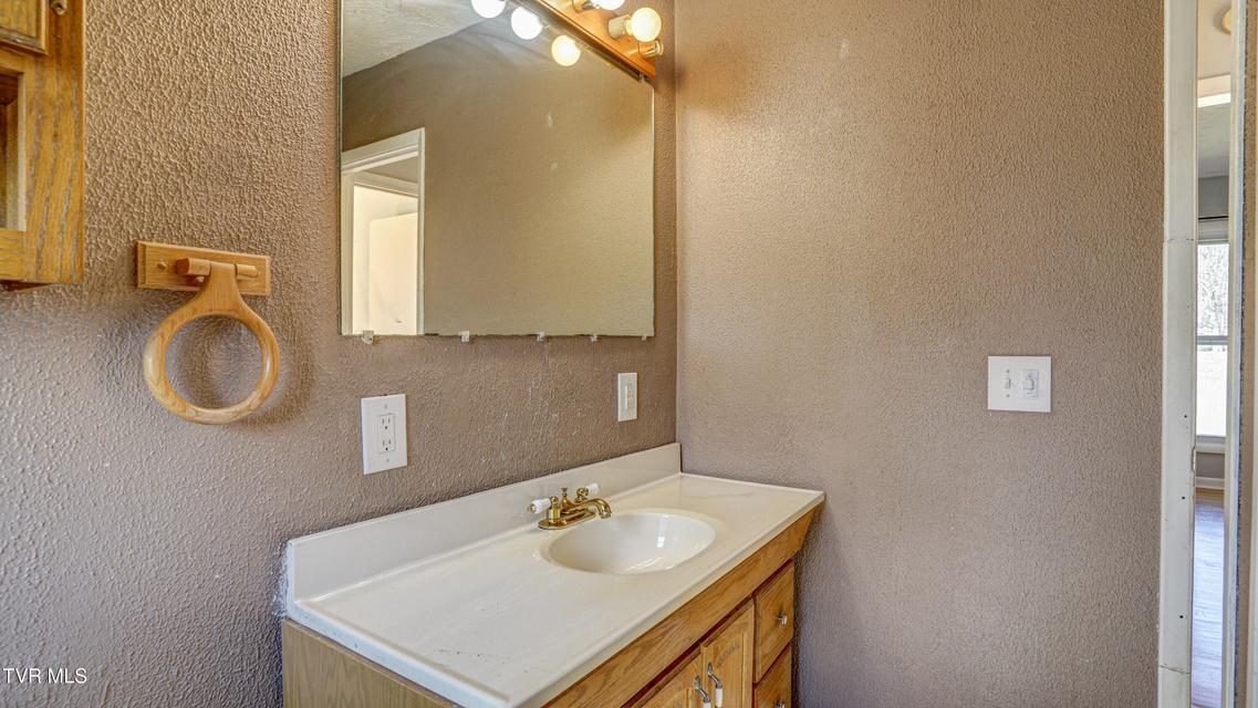 Photo #21: 1841 Jackson Hollow Road