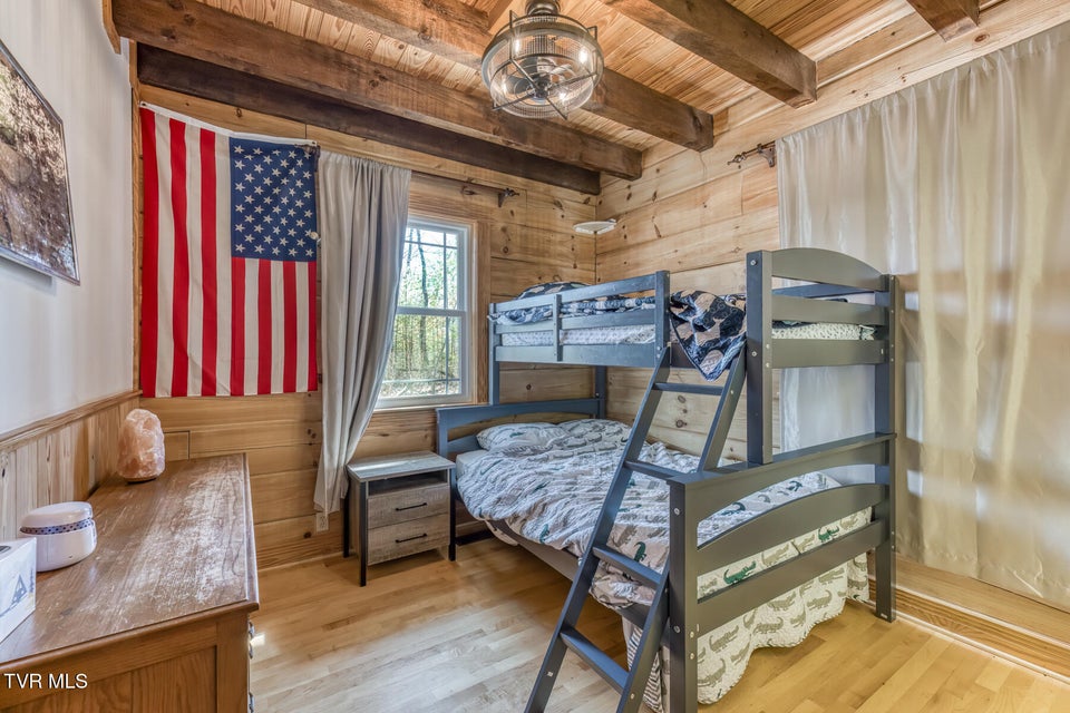 Photo #40: 461 Little Switzerland Pvt Drive