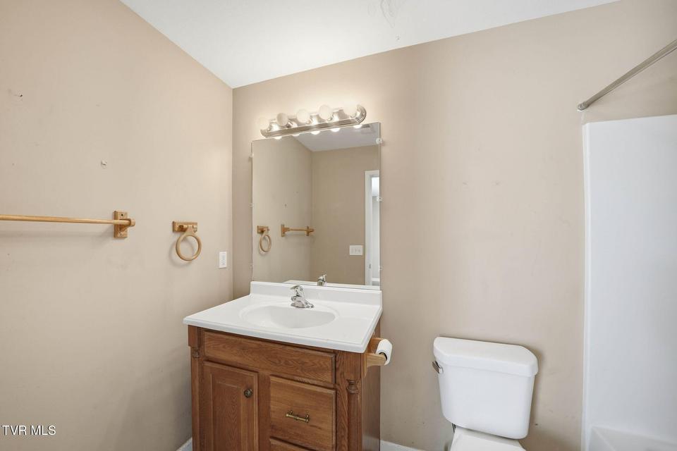 Photo #12: 814 Roan Street