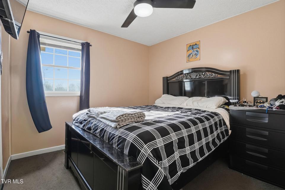 Photo #15: 817 Forest Street