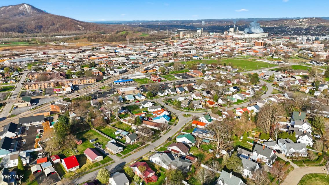 Photo #30: 817 Forest Street