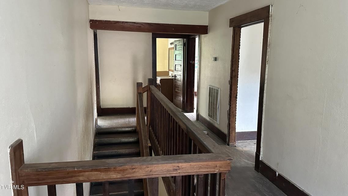 Photo #16: 2459 Old State Route 34 