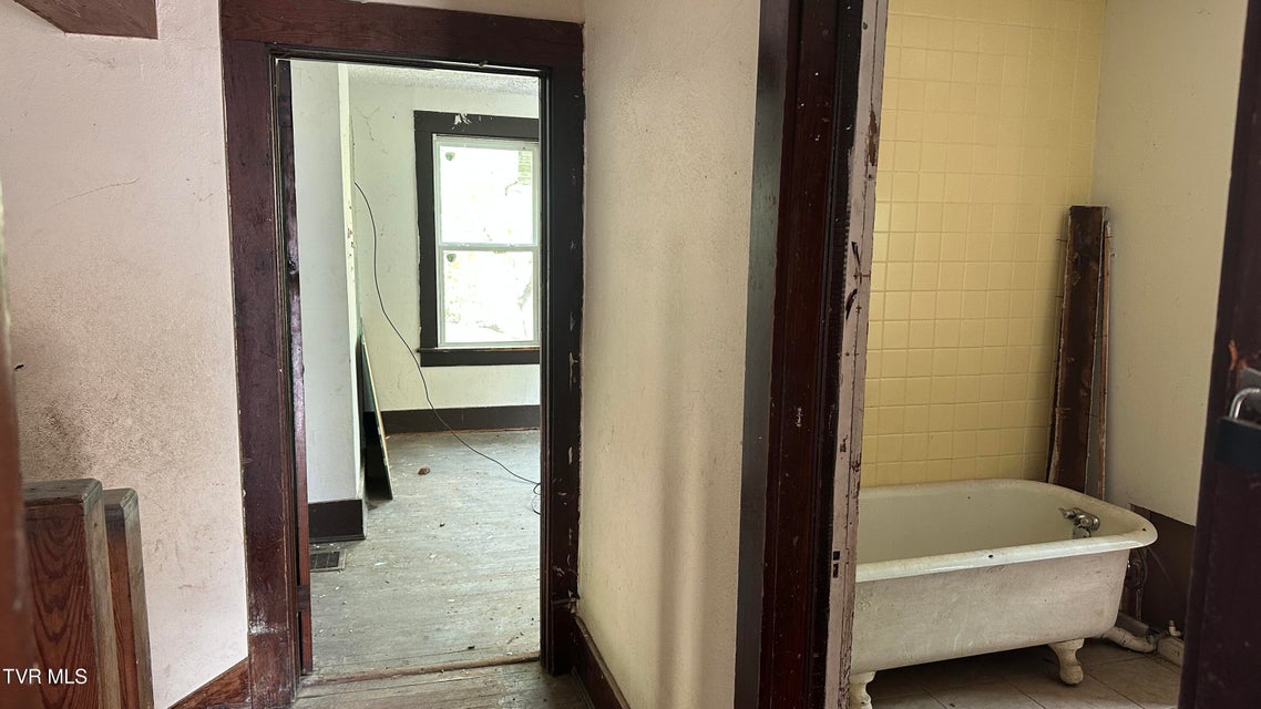 Photo #32: 2459 Old State Route 34 