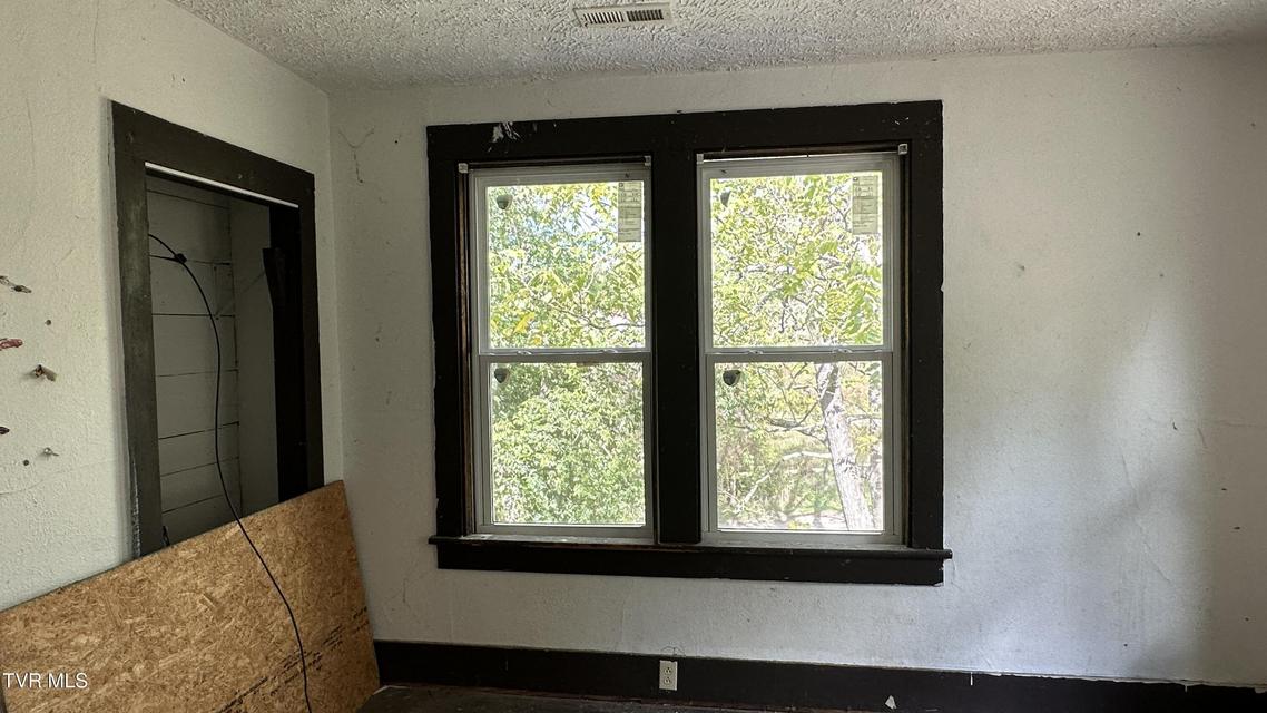 Photo #38: 2459 Old State Route 34 