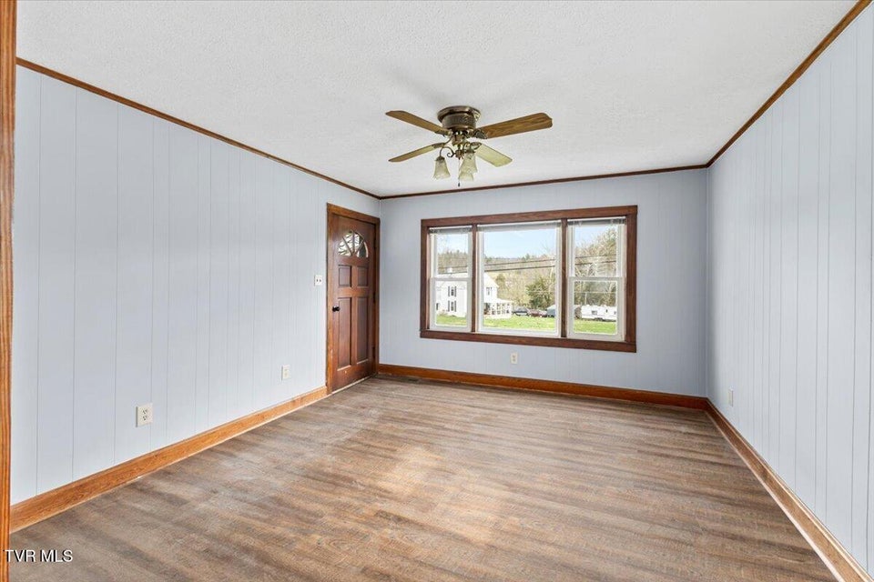 Photo #12: 592 Emmett Road