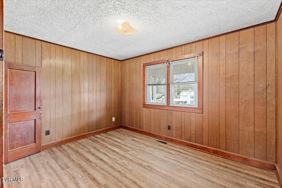 Photo #20: 592 Emmett Road