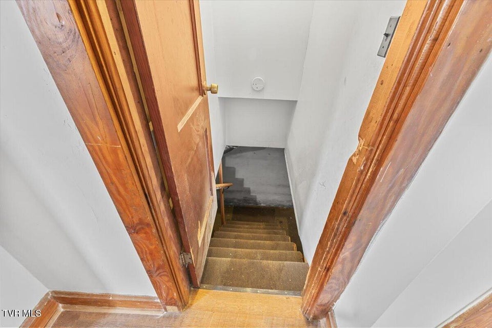 Photo #30: 592 Emmett Road