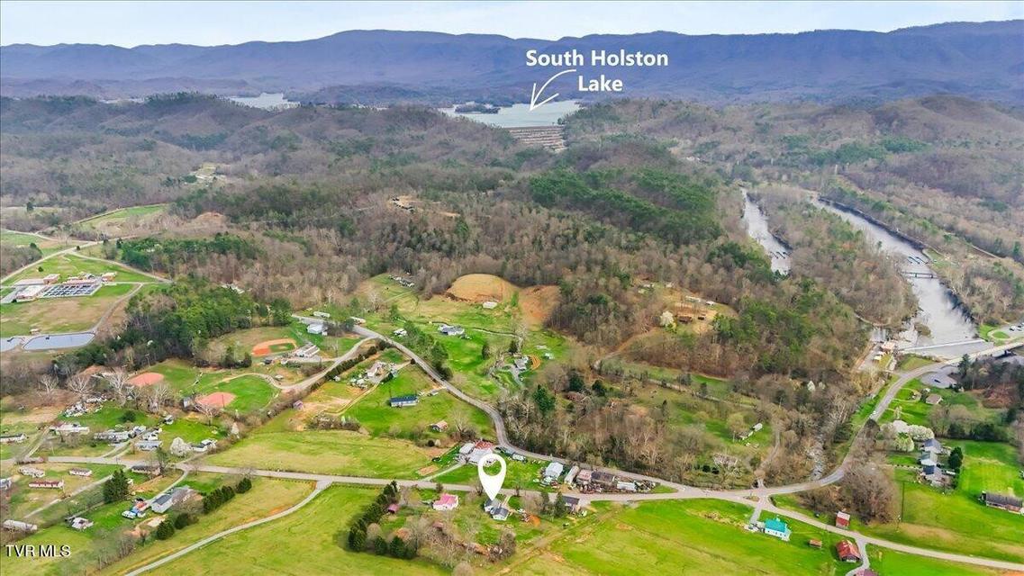 Photo #11: 592 Emmett Road