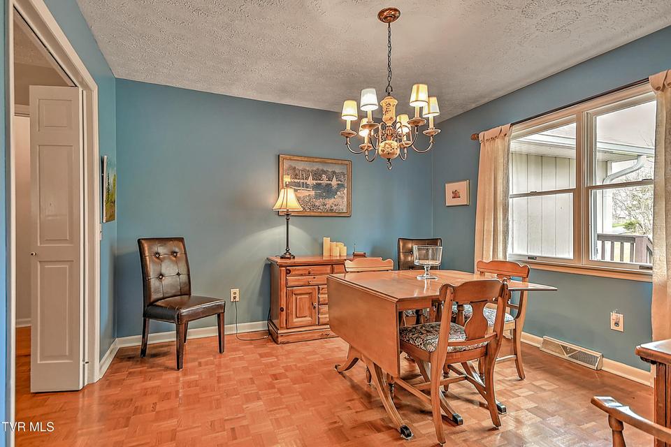 Photo #24: 207 Hermosa Drive