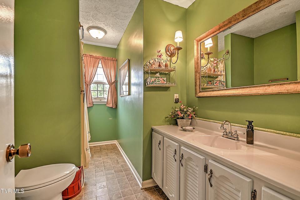 Photo #28: 207 Hermosa Drive