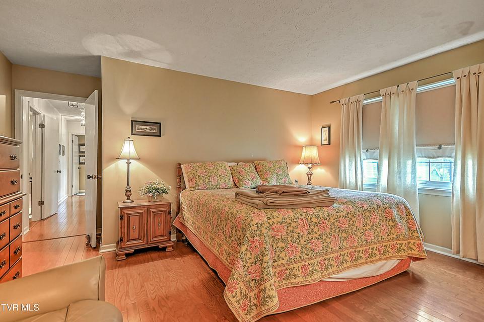 Photo #34: 207 Hermosa Drive