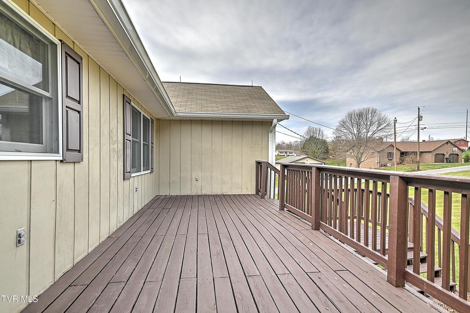 Photo #44: 207 Hermosa Drive