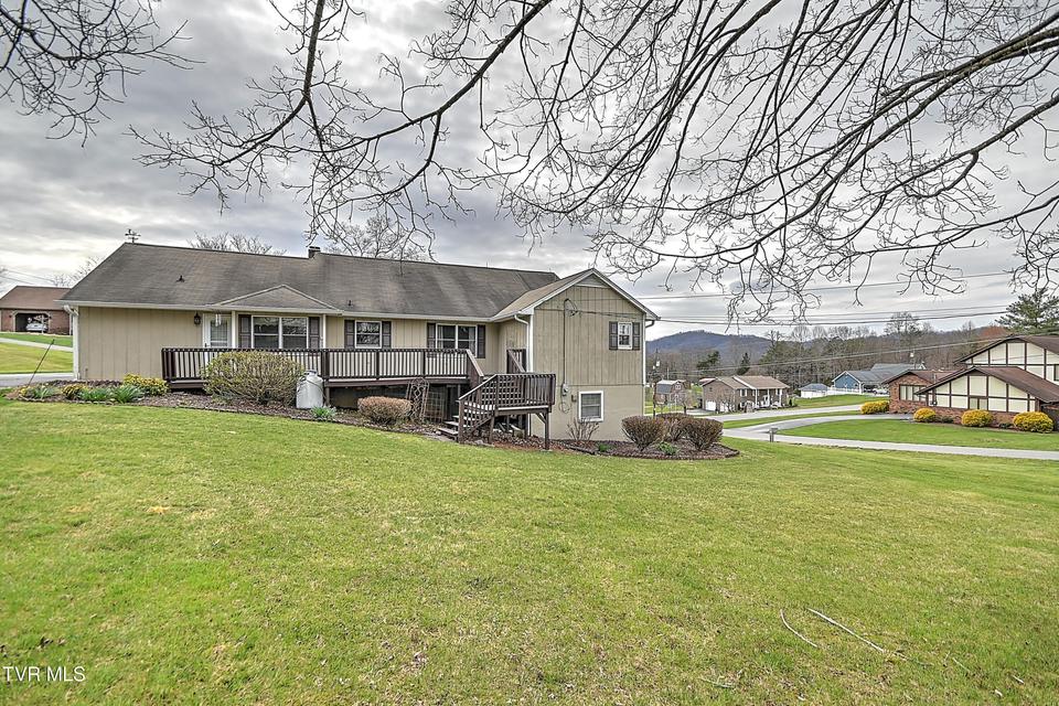 Photo #48: 207 Hermosa Drive