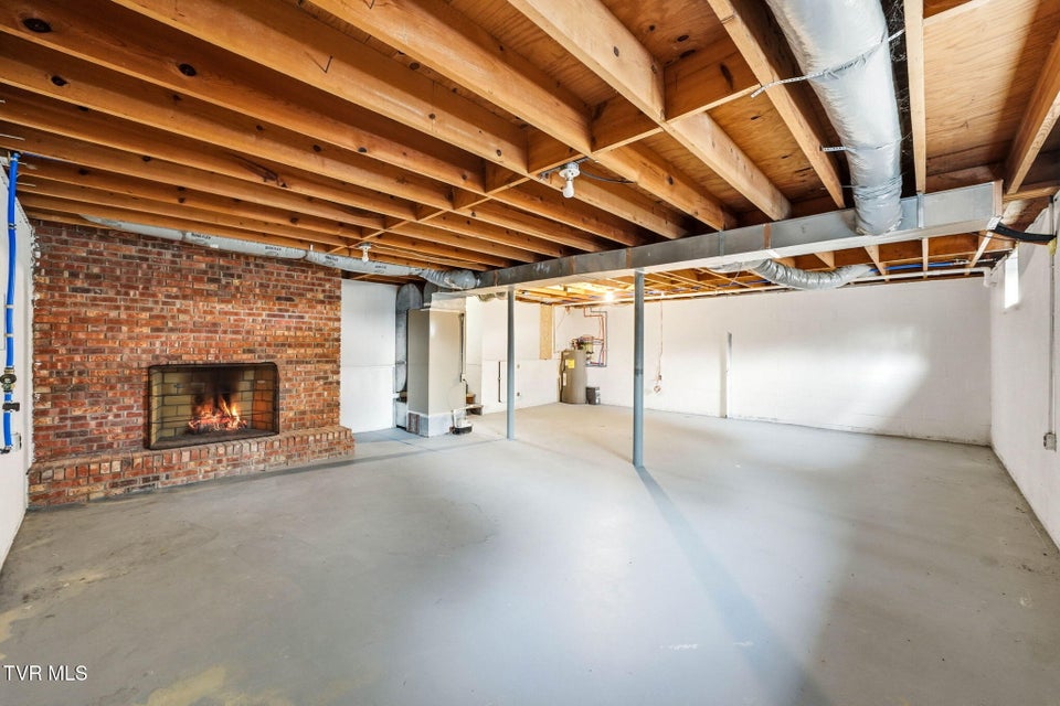 Photo #22: 4030 Reservoir Road