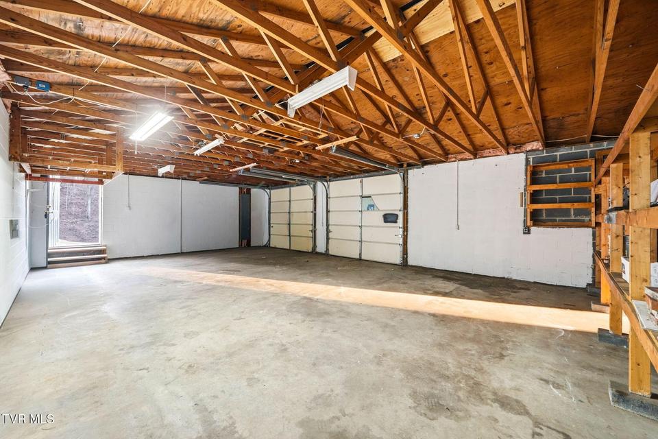 Photo #25: 4030 Reservoir Road