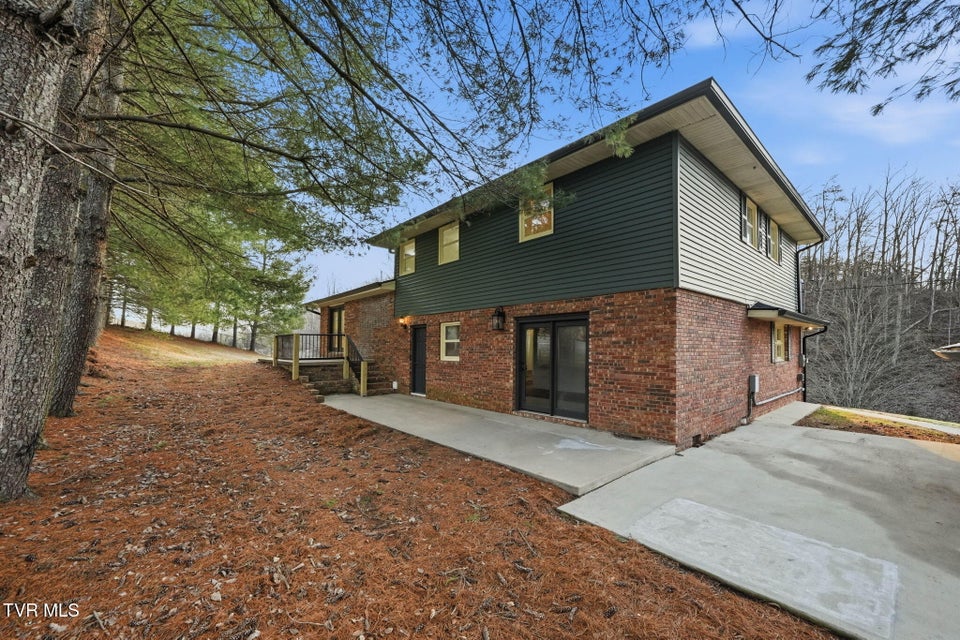 Photo #27: 4030 Reservoir Road