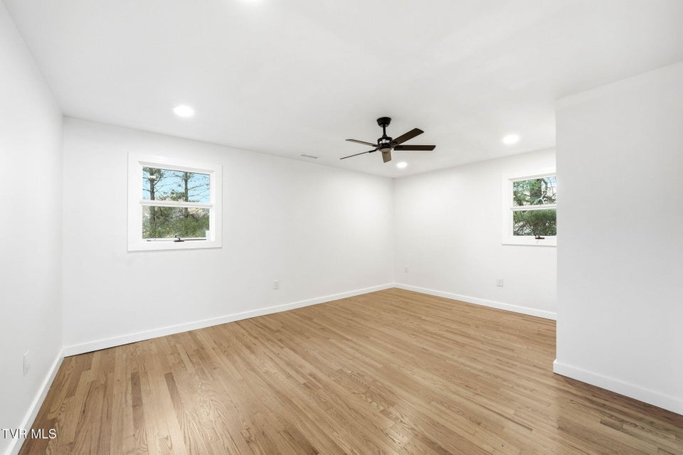 Photo #13: 4030 Reservoir Road