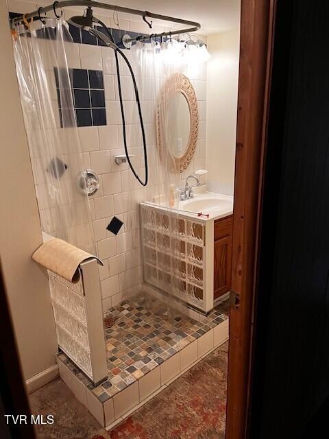 Photo #23: 6284 Us Highway 421 