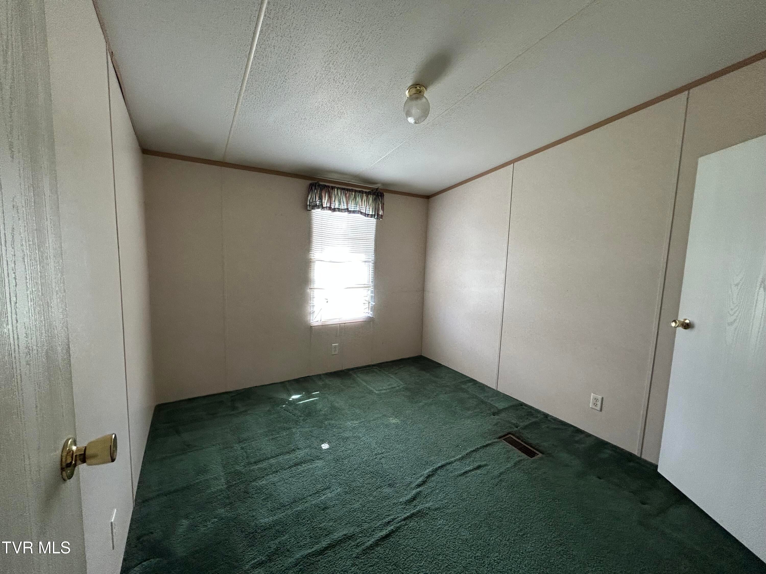 Photo #26: 1861 Corby Bridge Road