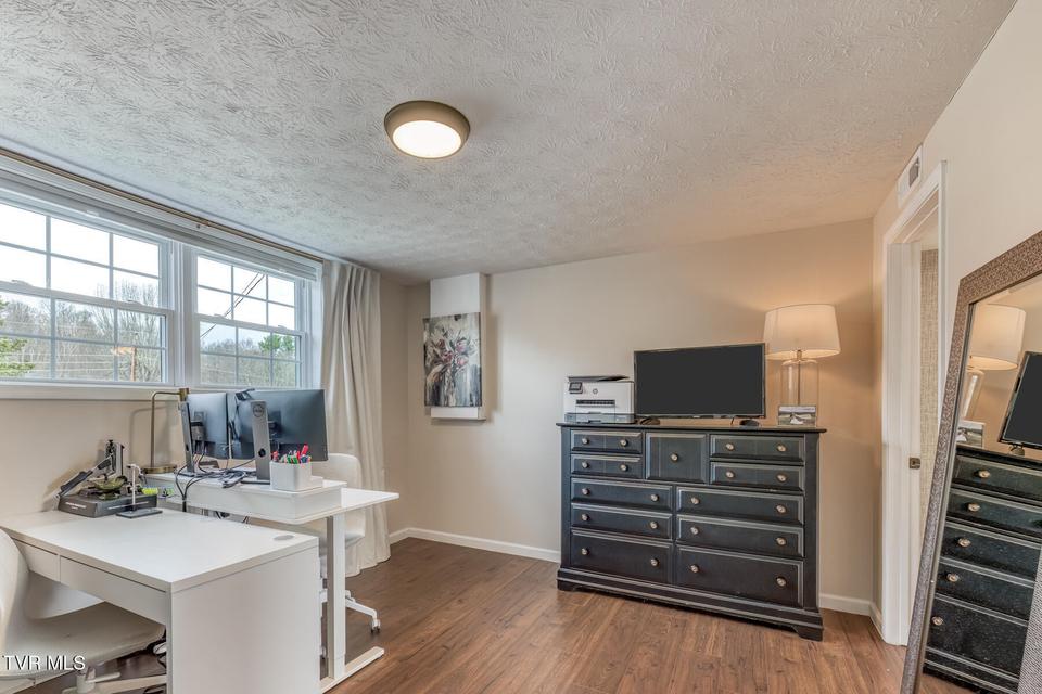 Photo #19: 328 Kings Road