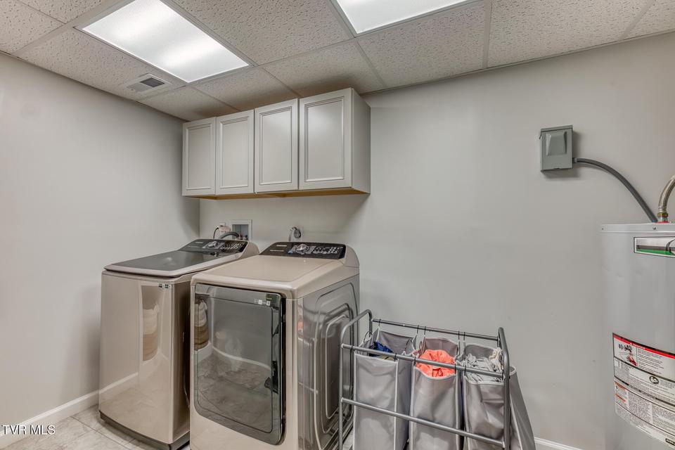 Photo #24: 328 Kings Road