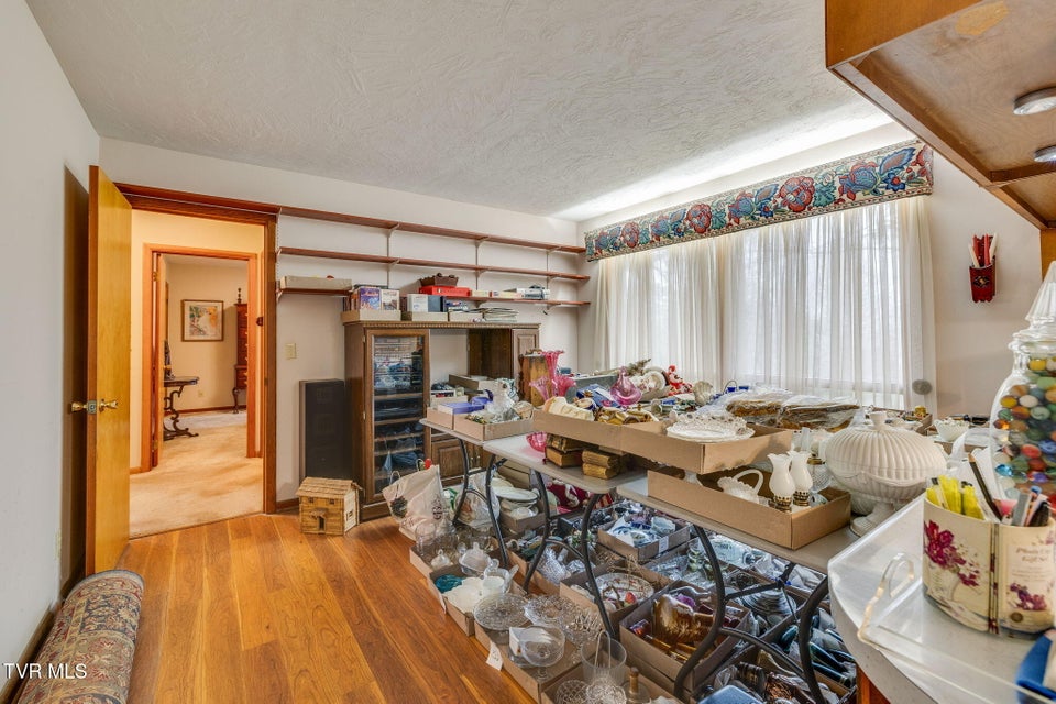 Photo #14: 730 Outer Drive