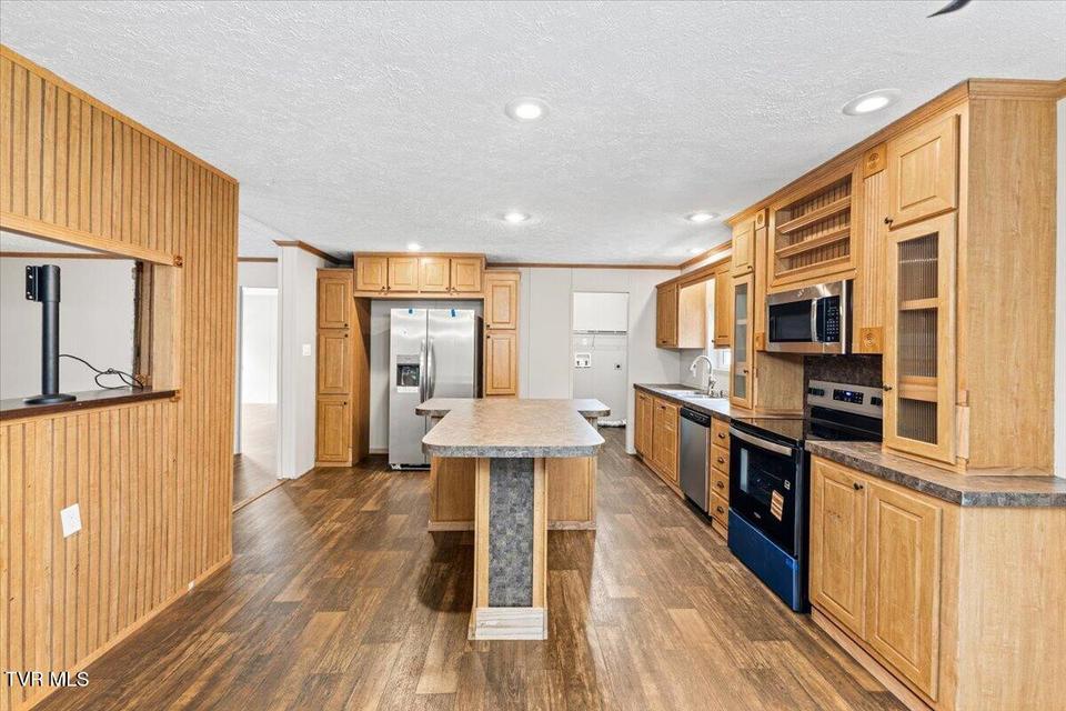 Photo #18: 1103 Bluefield Avenue